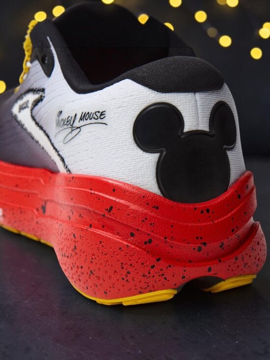 Brooks Ghost Max 2 Mickey Mouse x Disney Black Red Mens Running Shoes (NEW) main image 5